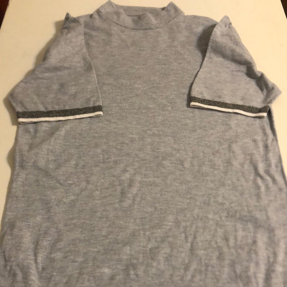 Alfani mock turtleneck sweatery material in size small.